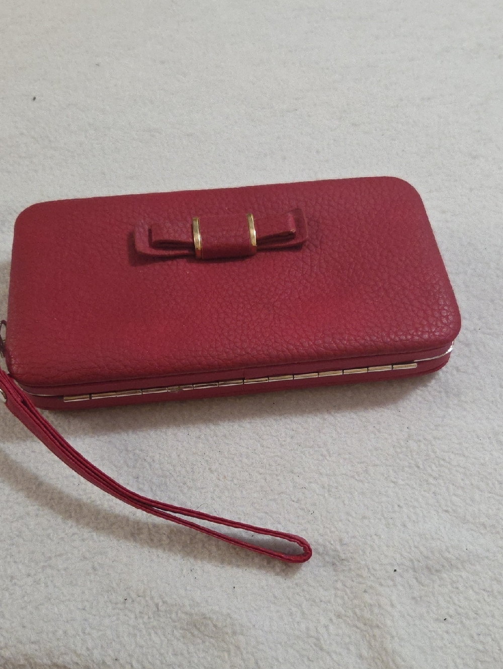 ❣️5|$25❣️Red Wristlet Wallet with Bow Accent